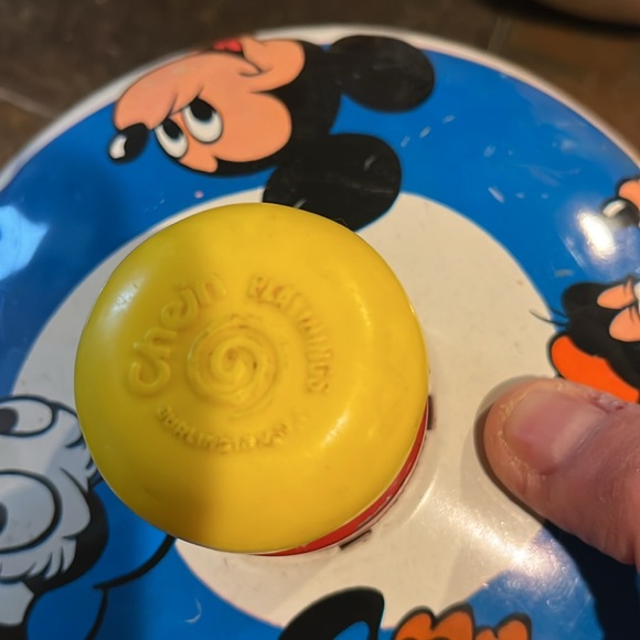 Walt Disney Productions 1973 Spinning Top. - Picture 4 of 7